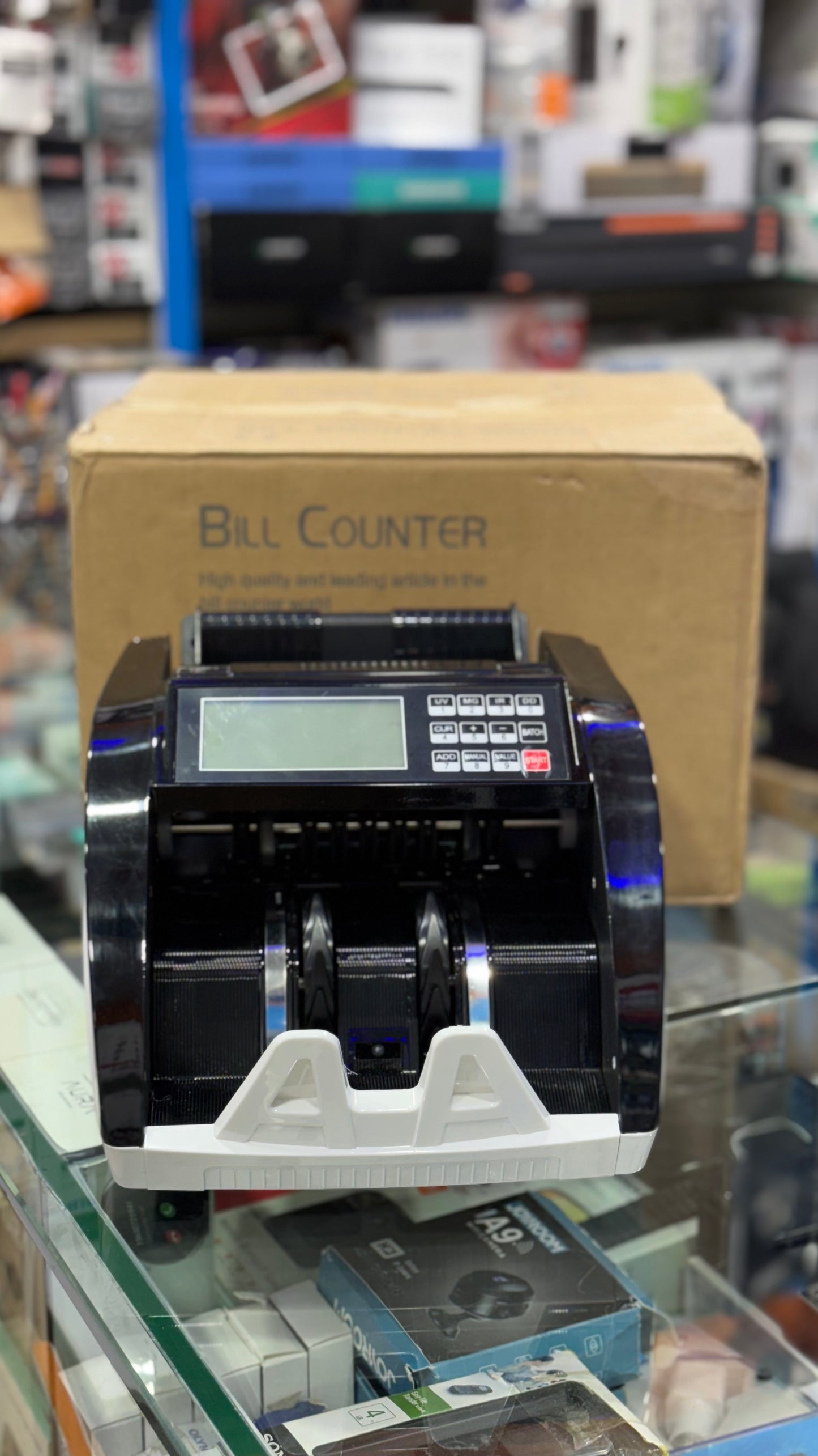 Basic Money Counter Model 6800C UV/MG (Standard Detection)